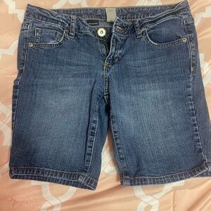 Arizona Bermuda Shorts